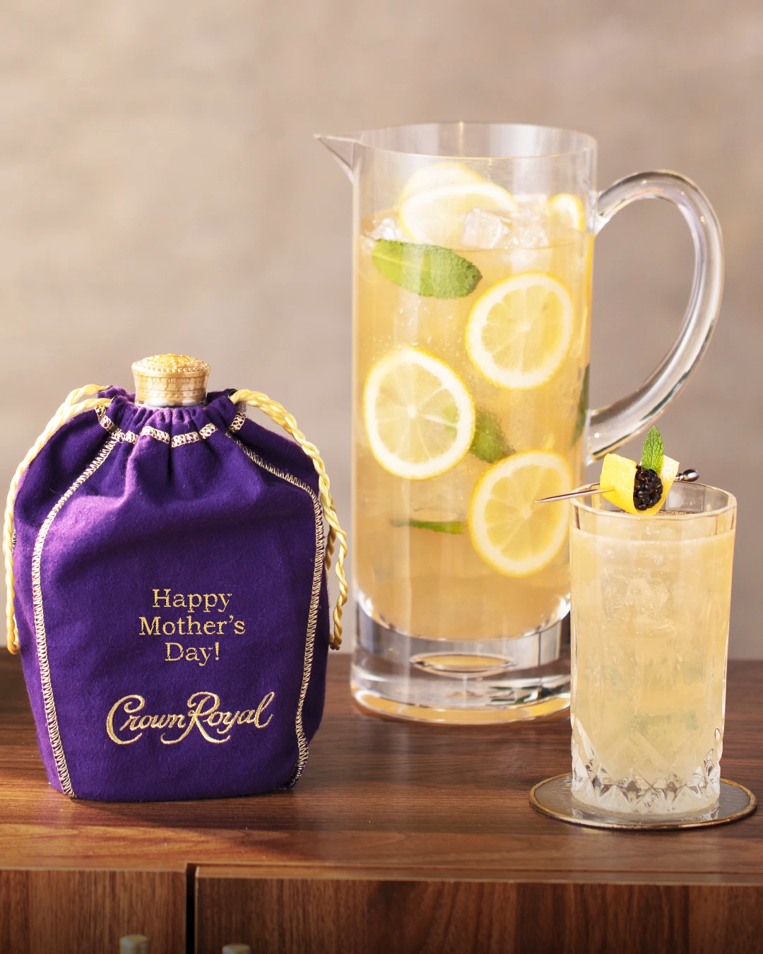 Crown Royal Crown Lemonade Whisky Cocktail